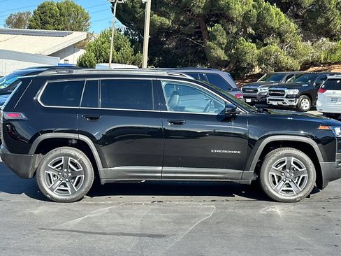 New 2026 Jeep Cherokee Limited AWD/4WD image 3