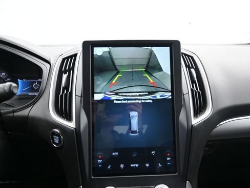 Used 2022 Ford Edge SEL AWD/4WD image 17