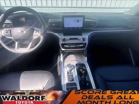 Used 2024 Ford Explorer XLT w/ Equipment Group 202A image 19