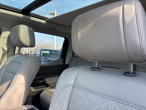 Used 2022 Toyota Tundra Limited image 9