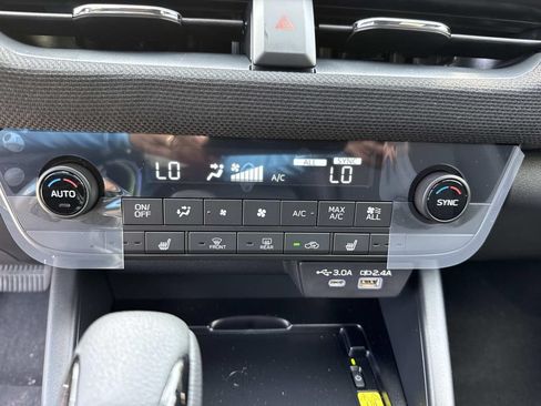 New 2026 Subaru Outback Limited AWD/4WD image 30