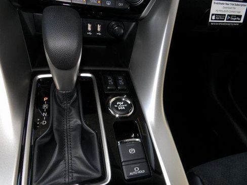 New 2024 Mitsubishi Eclipse Cross SE image 21