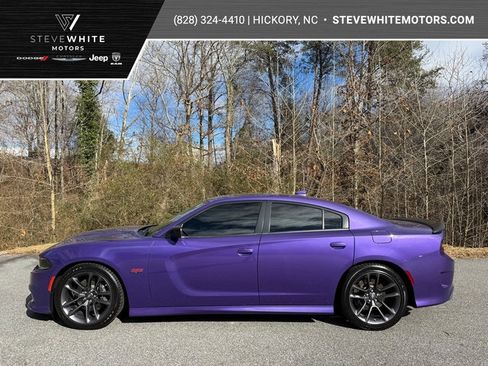 Used 2023 Dodge Charger Scat Pack w/ Plus Group image 1