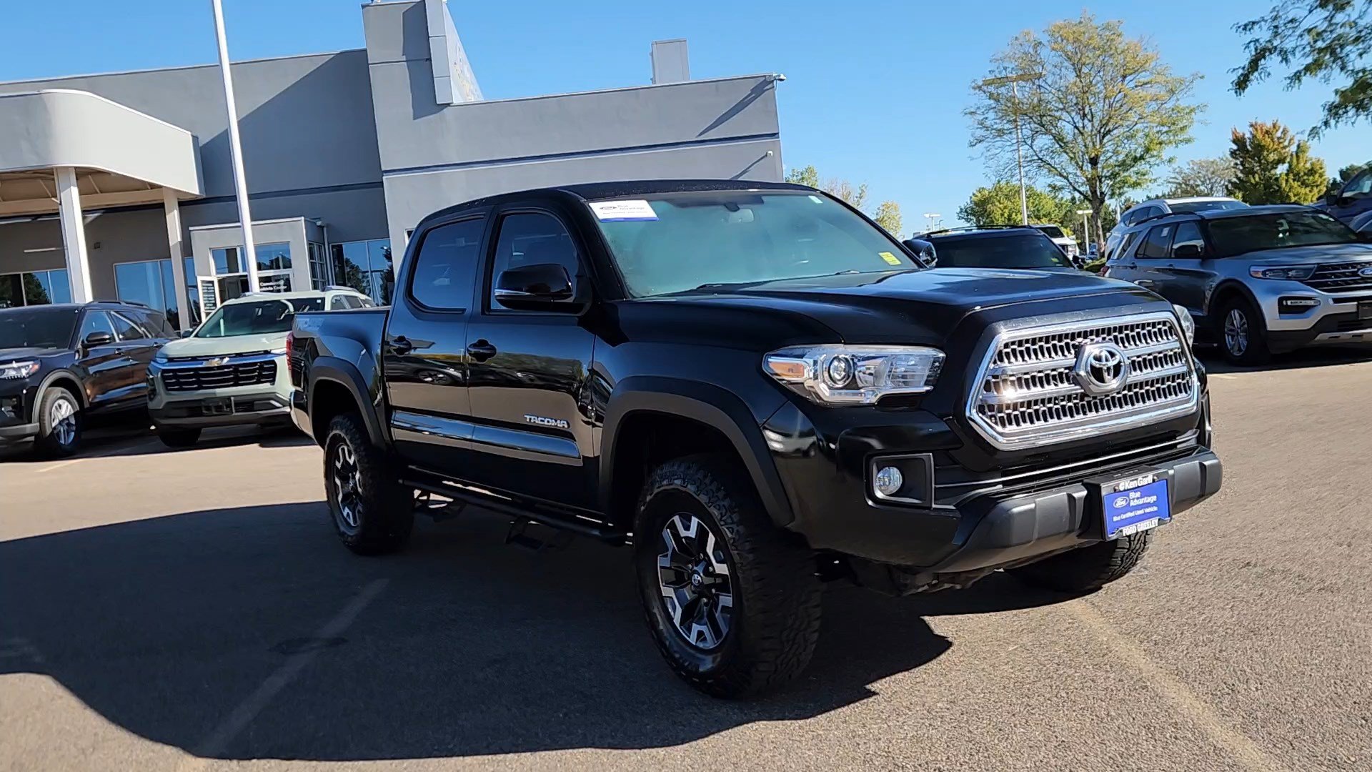 Used 2016 Toyota Tacoma TRD Off-Road w/ Towing Package AWD/4WD image 7