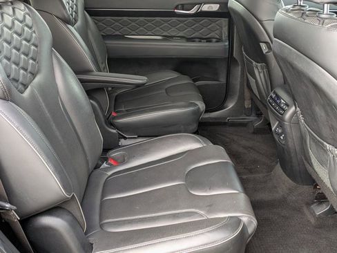 Used 2022 Hyundai Palisade Calligraphy image 23