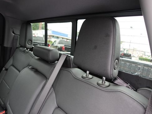 Used 2024 GMC Sierra 1500 Elevation w/ Elevation Premium Package AWD/4WD image 27