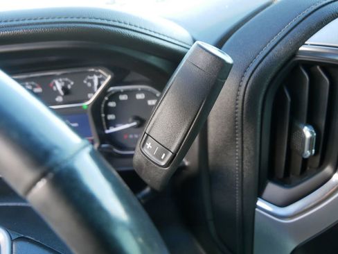 Used 2022 GMC Sierra 2500 SLT image 23