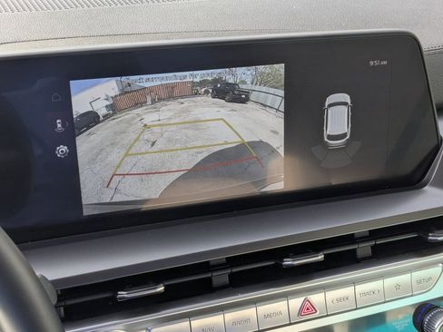 Used 2025 Kia Telluride S image 21