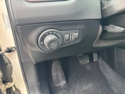 Used 2019 Jeep Compass High Altitude AWD/4WD image 16