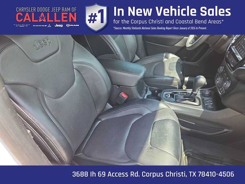 Certified 2022 Jeep Cherokee Limited AWD/4WD image 22