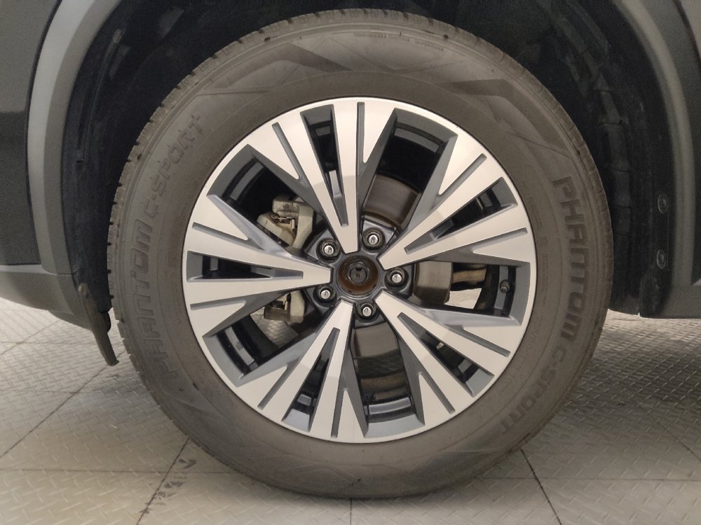 Used 2023 Nissan Rogue SV AWD/4WD image 31