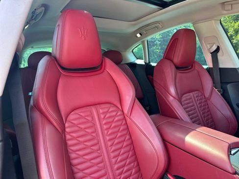 Used 2022 Maserati Levante Modena S AWD/4WD image 30