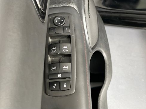 Used 2022 Dodge Durango R/T image 18