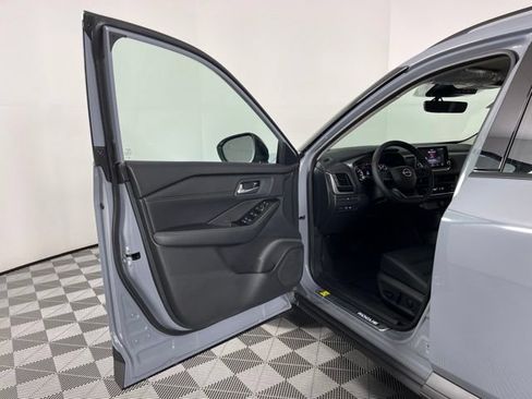 New 2026 Nissan Rogue Dark Armor FWD image 17