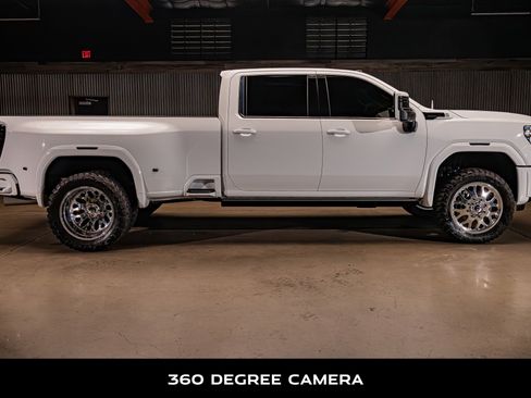 Used 2025 GMC Sierra 3500 Denali w/ Denali Reserve Package AWD/4WD image 10
