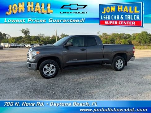 Used 2017 Toyota Tundra SR5 image 3