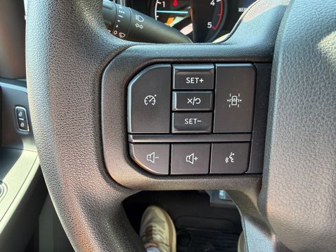 Used 2023 Ford F450 XLT AWD/4WD image 19