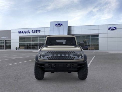 New 2025 Ford Bronco Badlands w/ Sasquatch Package AWD/4WD image 6