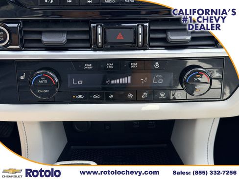 Used 2022 Nissan Pathfinder SL w/ SL Premium Package FWD image 23
