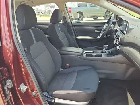 Used 2024 Nissan Sentra SV FWD image 18
