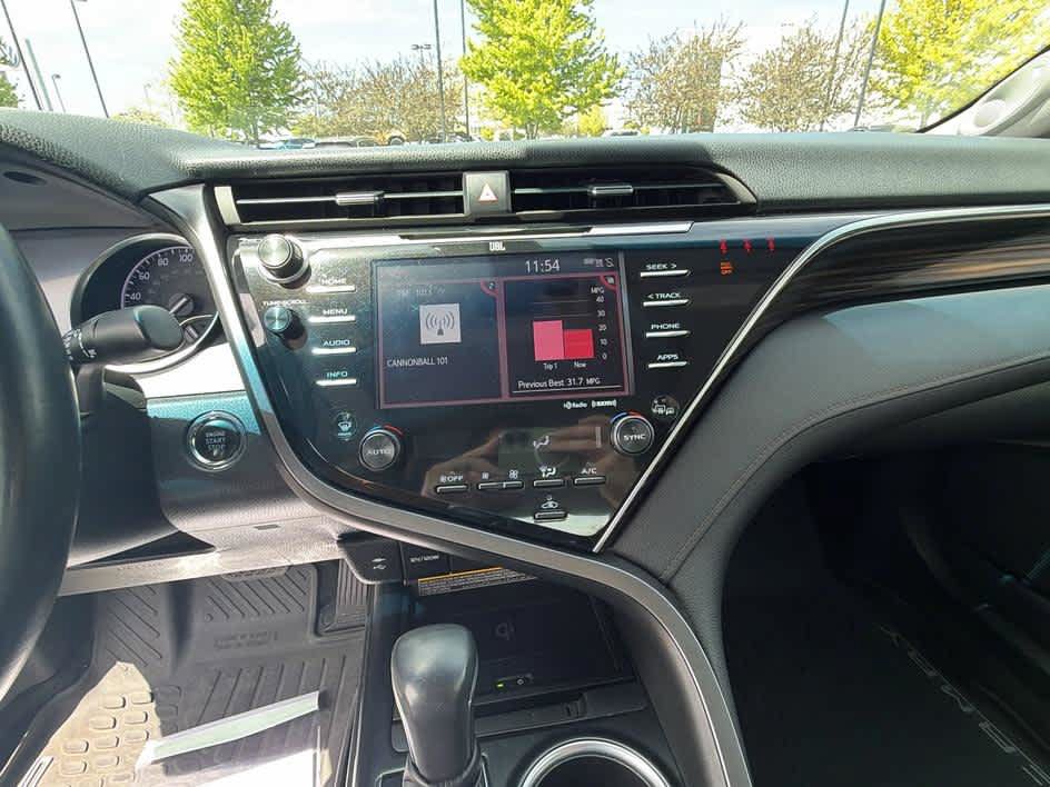 Used 2018 Toyota Camry XLE w/ Driver Assist Package FWD image 13