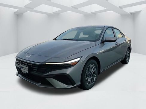 New 2026 Hyundai Elantra Blue image 9