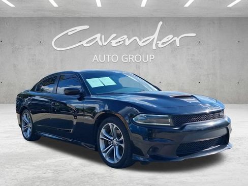 Used 2022 Dodge Charger R/T RWD image 2