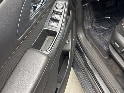 Used 2019 Chevrolet Traverse Premier w/ Redline Edition AWD/4WD image 15