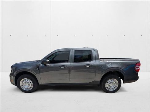 New 2025 Ford Maverick XL image 5