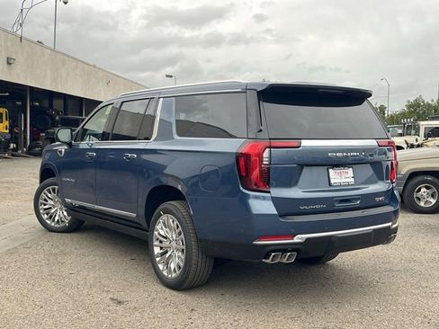 New 2026 GMC Yukon XL Denali w/ Sun & Power Step Package RWD image 5