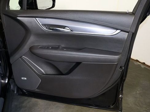 Used 2024 Cadillac XT6 Luxury AWD/4WD image 34