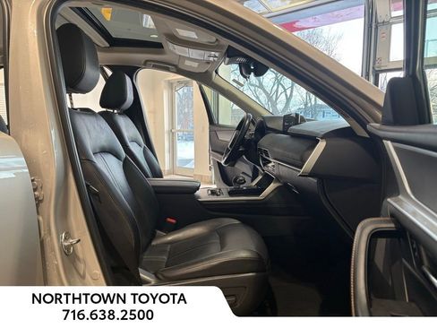 Used 2024 MAZDA CX-90 3.3 Turbo w/ Preferred Plus image 14