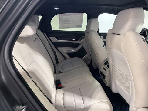 New 2026 Jaguar F-PACE R-Dynamic S image 28