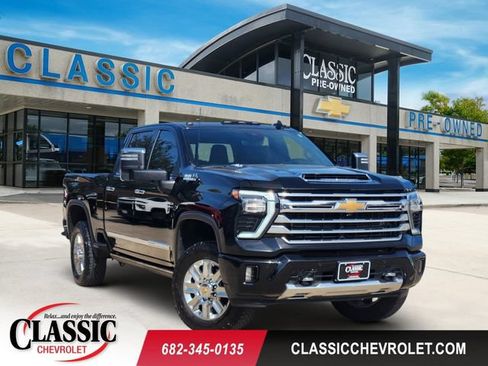 Used 2025 Chevrolet Silverado 2500 High Country w/ Technology Package AWD/4WD image 1