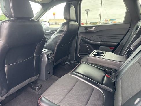 Used 2025 Ford Escape ST-Line AWD/4WD image 21
