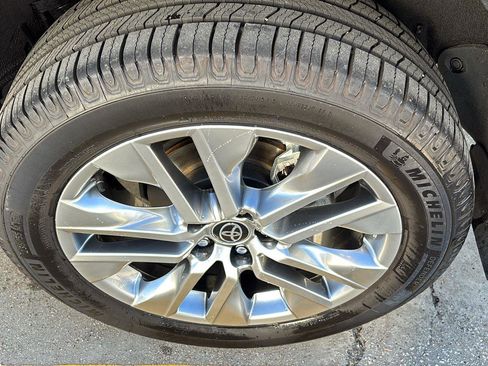 Used 2022 Toyota RAV4 Limited w/ Limited Grade Weather Package image 11