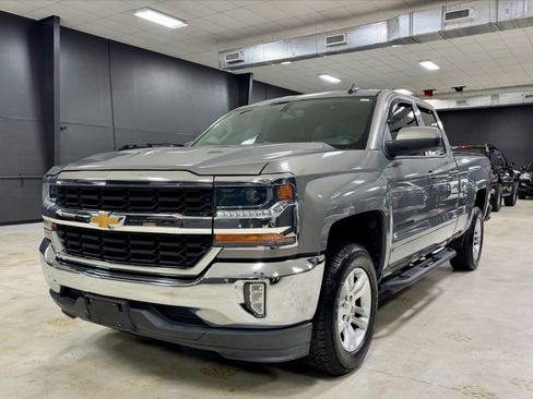 Used 2017 Chevrolet Silverado 1500 LT w/ All Star Edition RWD image 2