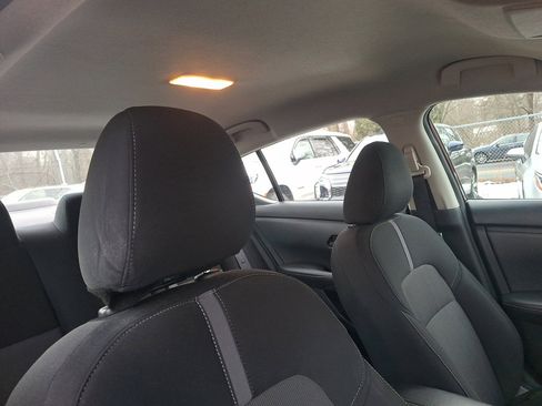 Used 2024 Nissan Sentra SV image 13