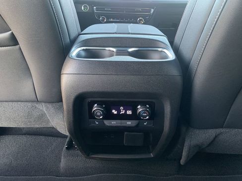 New 2026 Chevrolet Traverse RS image 19