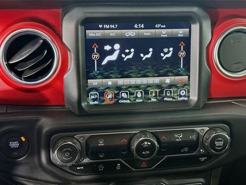 Used 2023 Jeep Gladiator Rubicon w/ Trailer Tow Package image 23