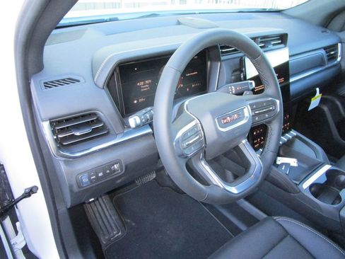 New 2026 GMC Terrain Elevation w/ Elevation Premium Package image 25