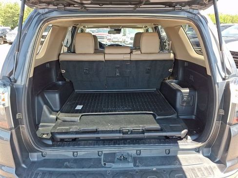 Used 2020 Toyota 4Runner Limited RWD image 27