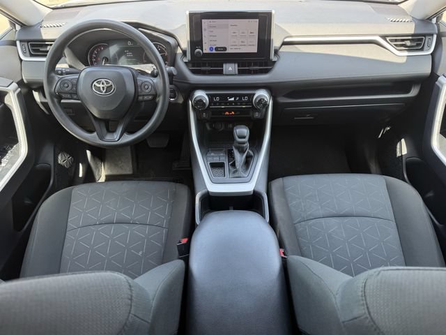 Used 2025 Toyota RAV4 XLE FWD image 11