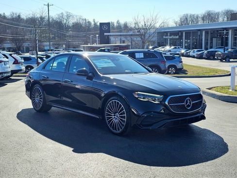 New 2026 Mercedes-Benz E 350 4MATIC Sedan image 1