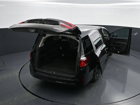 Used 2026 Honda Odyssey Touring image 41