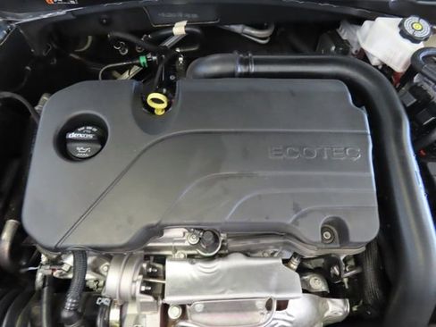 Used 2024 Chevrolet Malibu LT FWD image 36
