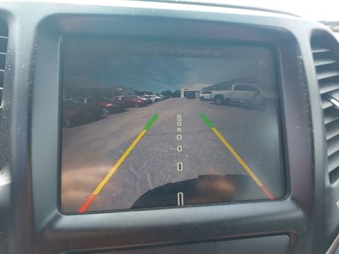 Used 2016 Jeep Cherokee Limited FWD image 22