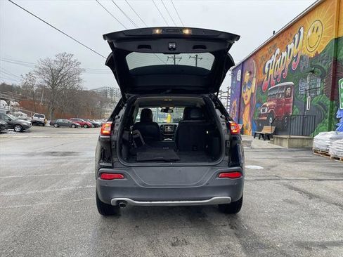 Certified 2018 Jeep Cherokee Limited image 14