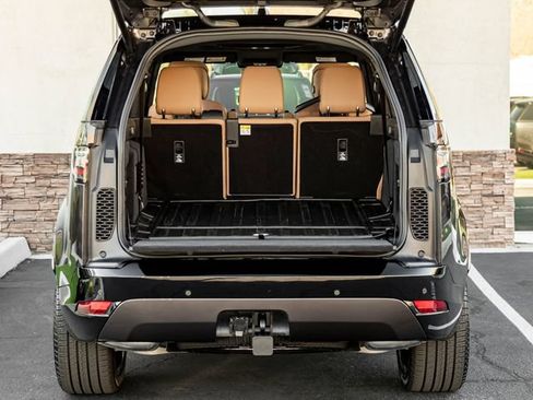 New 2026 Land Rover Discovery Dynamic SE AWD/4WD image 29