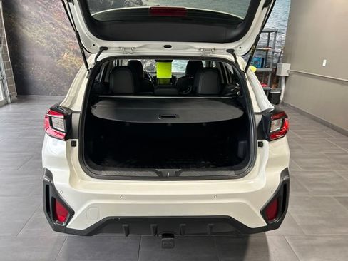 Used 2024 Subaru Crosstrek 2.5i Limited AWD/4WD image 32